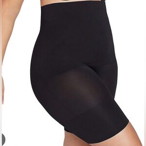 Seamless Black Shapewear Shorts